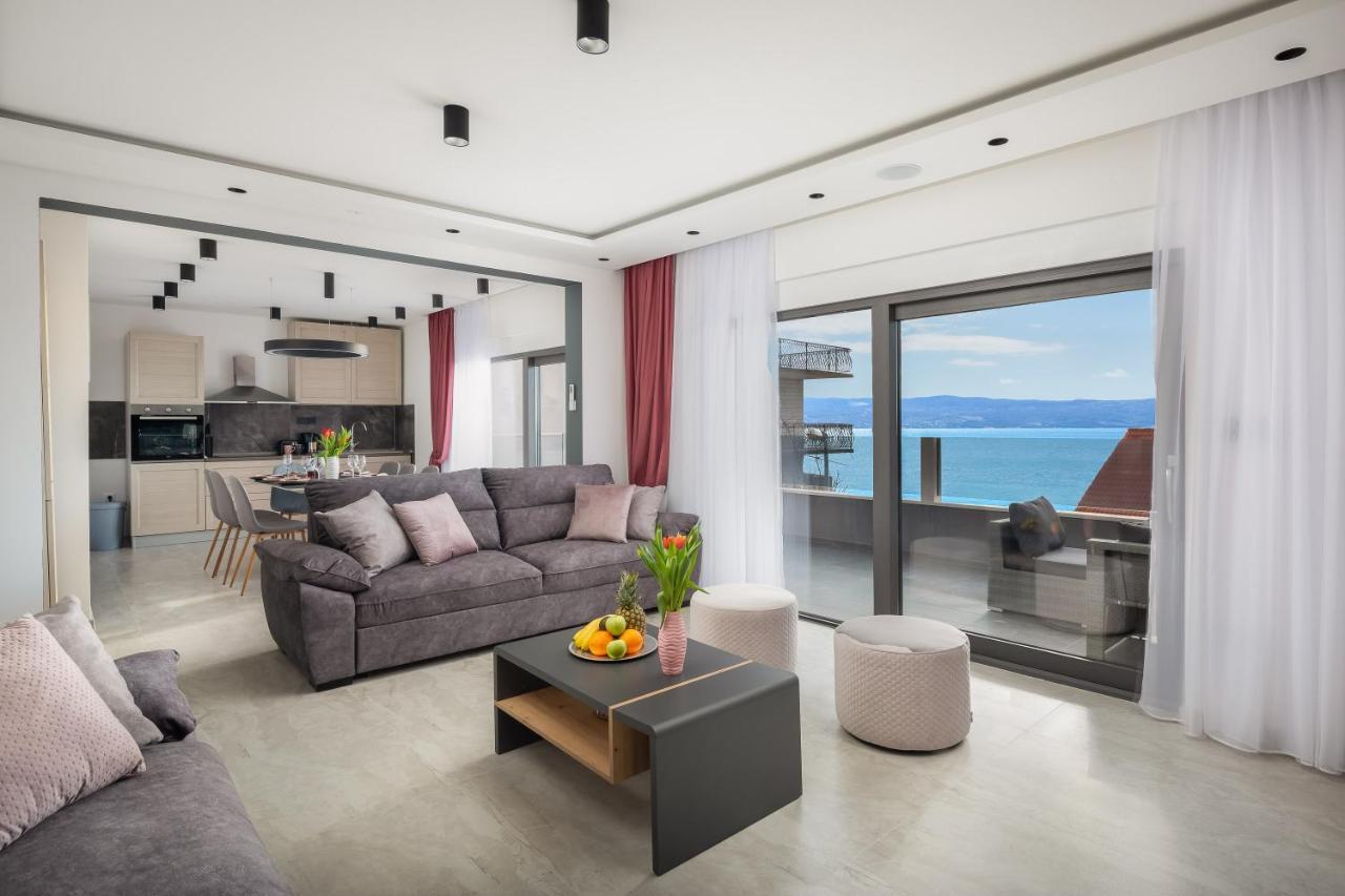 Luxury Apartment Lorena - Private Heated Pool - Jesenice  Esterno foto