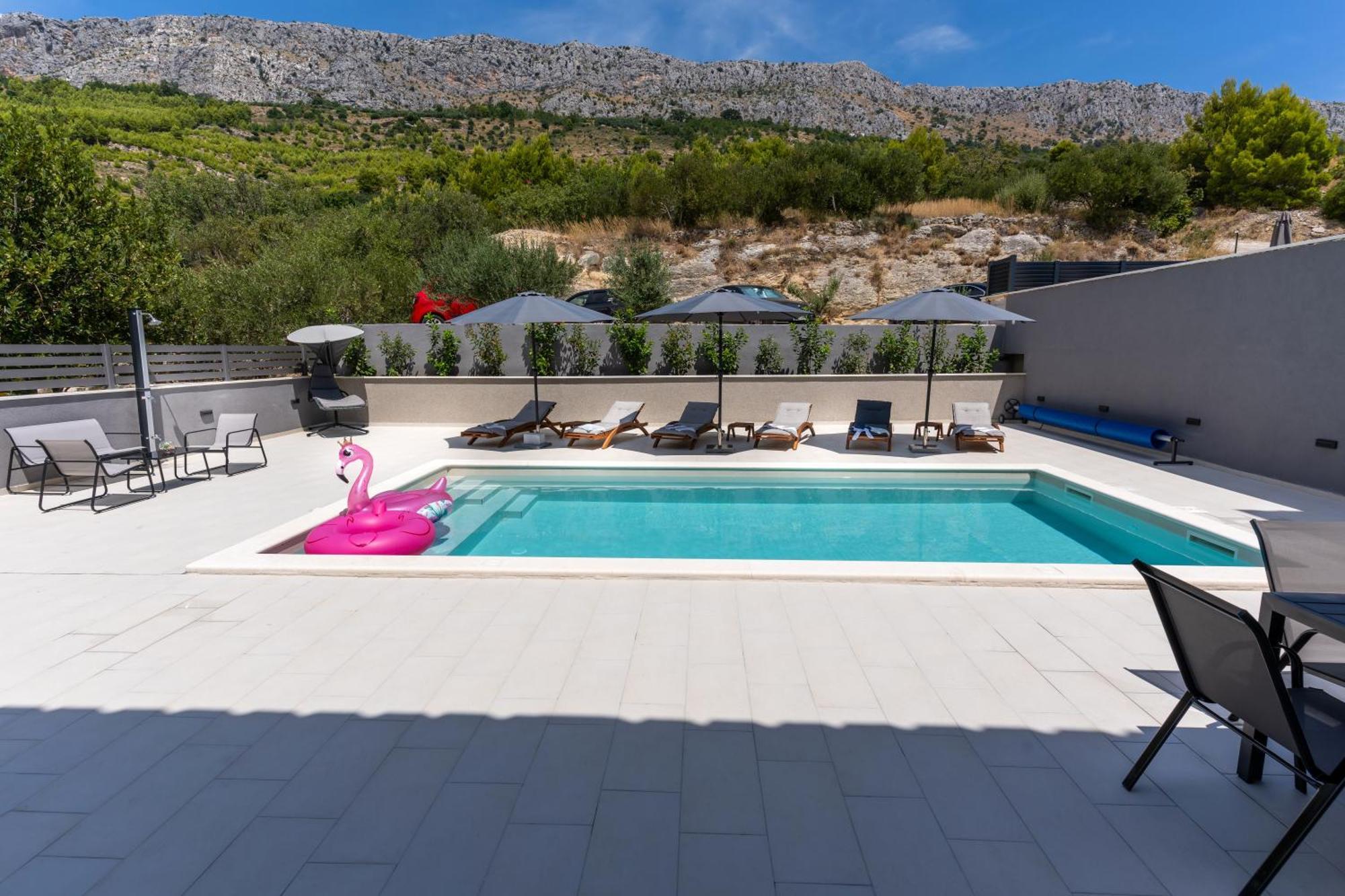 Luxury Apartment Lorena - Private Heated Pool - Jesenice  Esterno foto